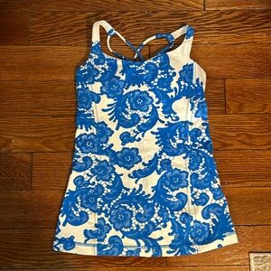 Lululemon tank